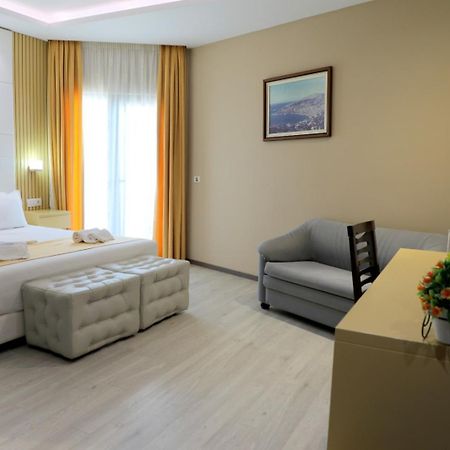 Hotel Strora Саранда Екстер'єр фото