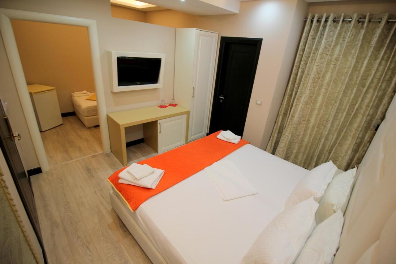 Hotel Strora Саранда Екстер'єр фото