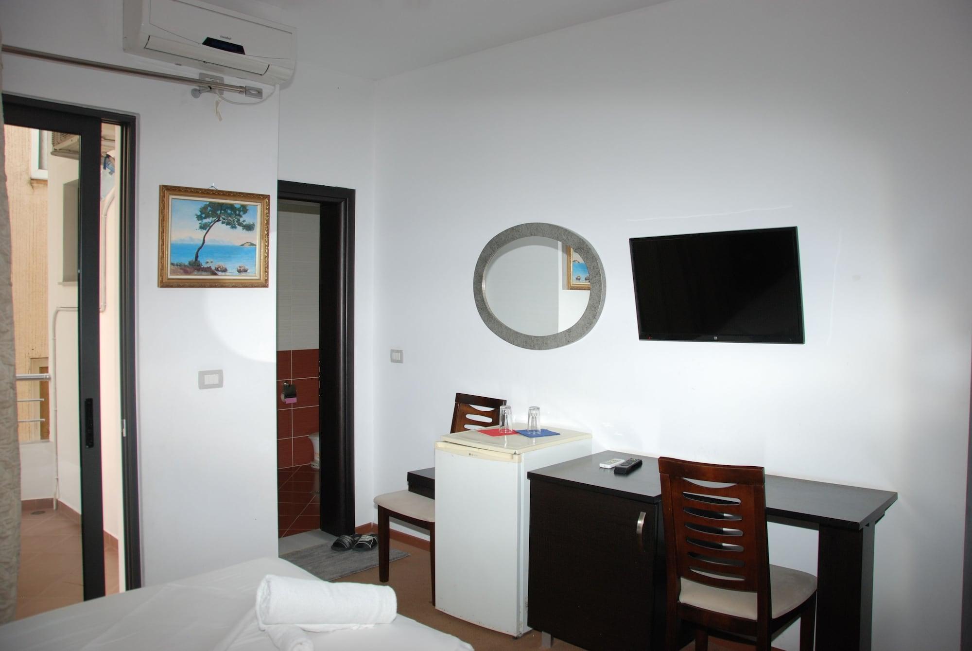 Hotel Strora Саранда Екстер'єр фото