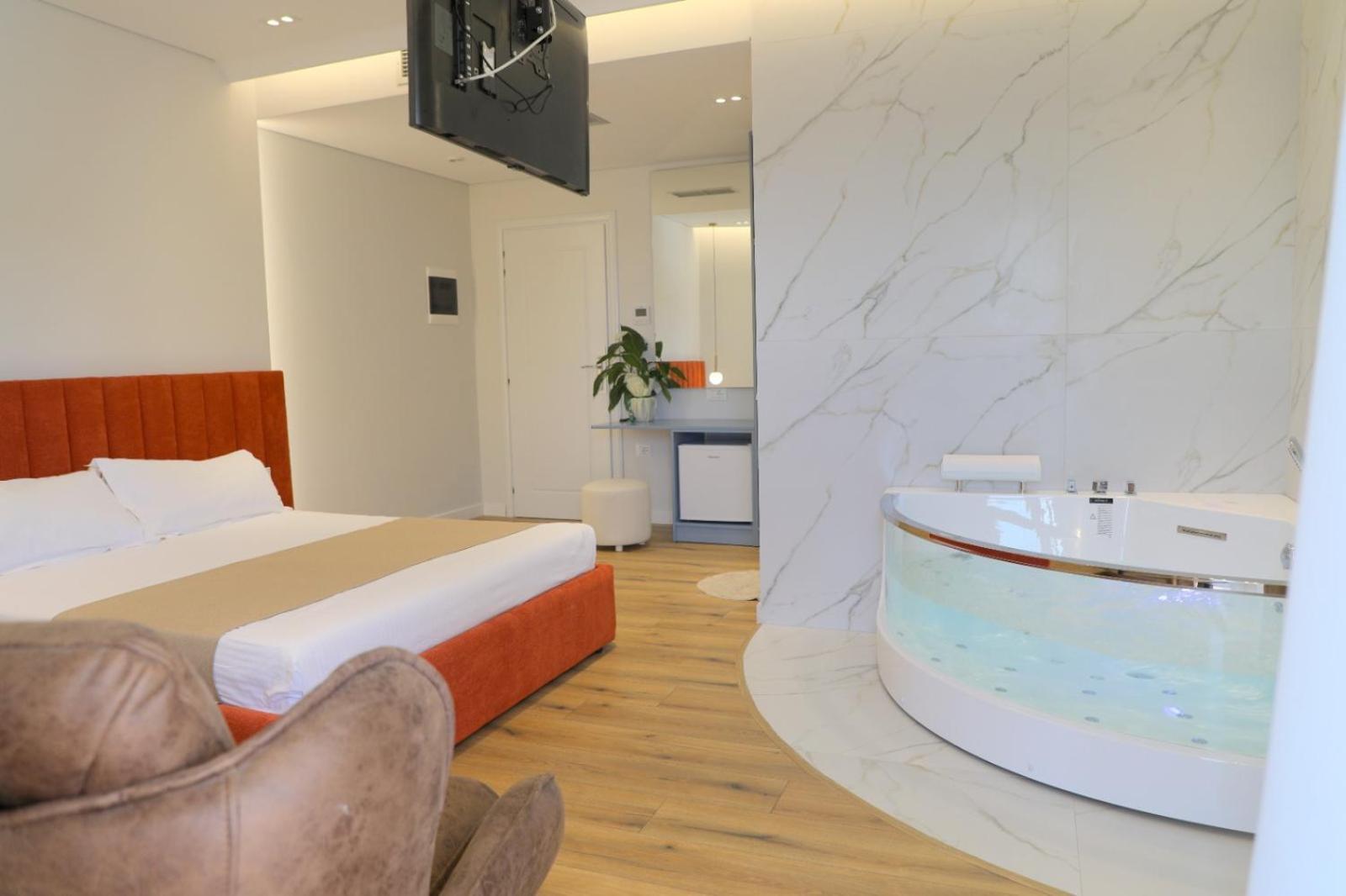 Hotel Strora Саранда Екстер'єр фото