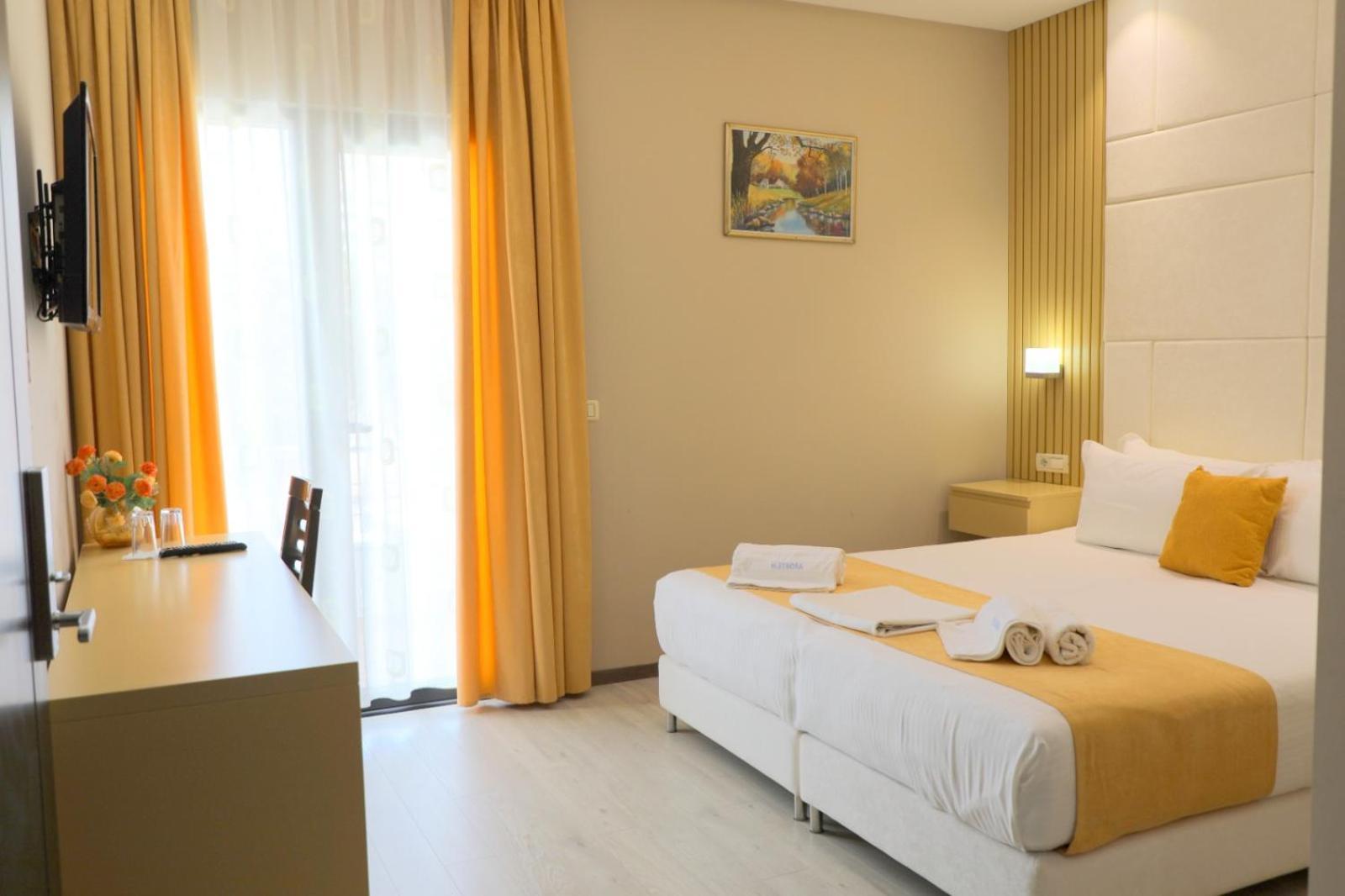Hotel Strora Саранда Екстер'єр фото