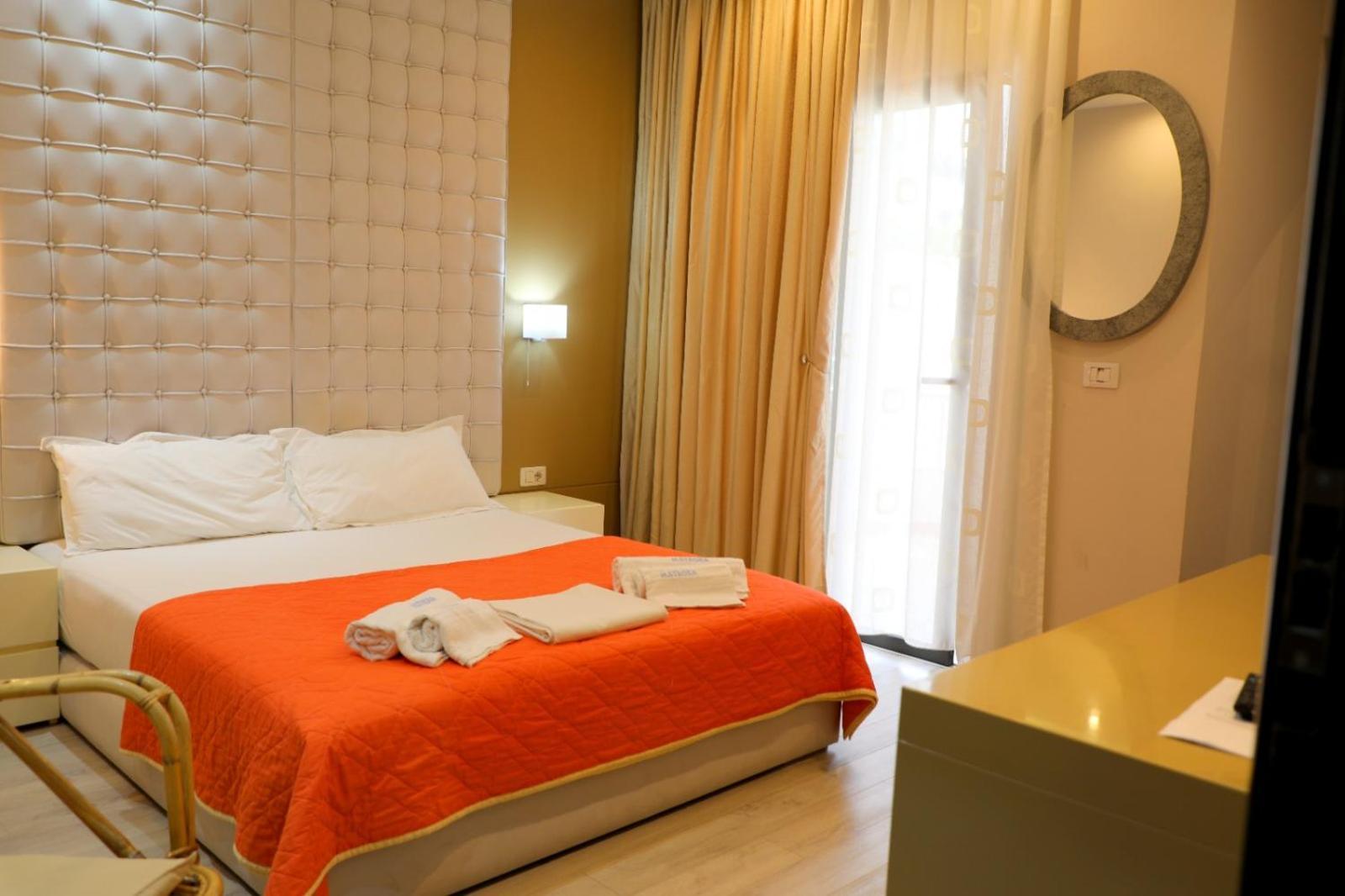 Hotel Strora Саранда Екстер'єр фото