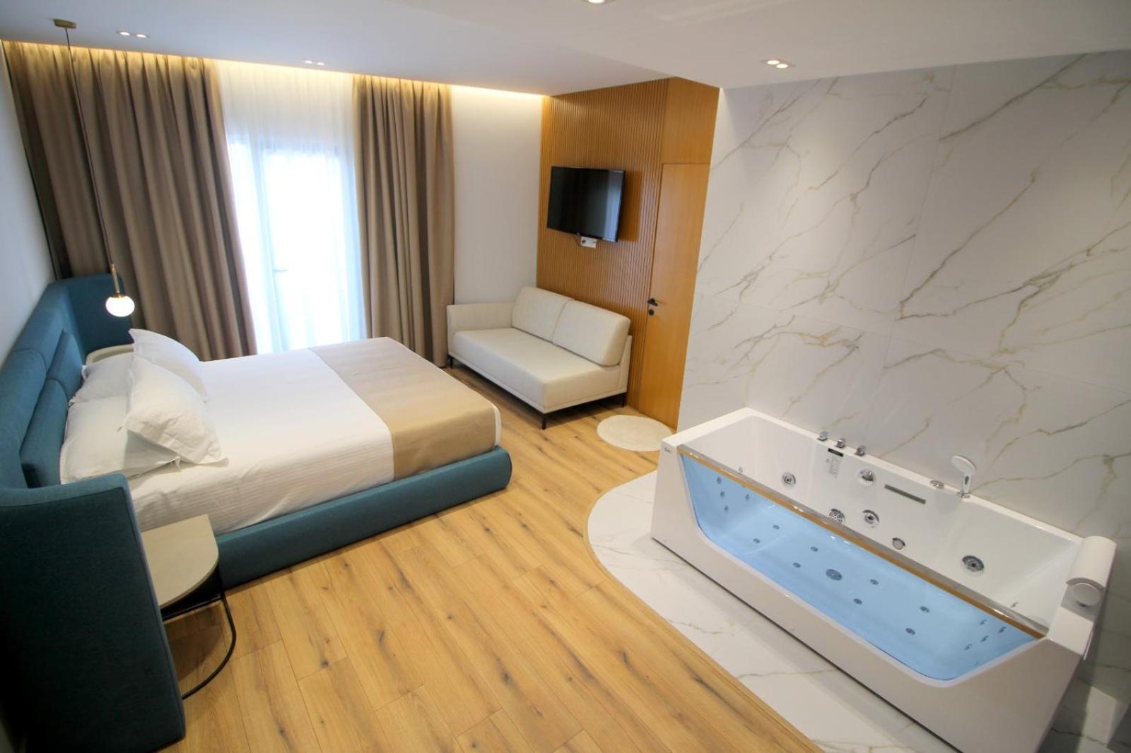 Hotel Strora Саранда Екстер'єр фото
