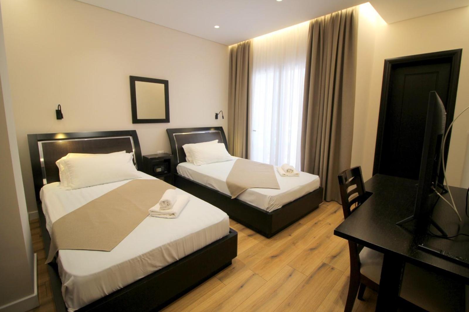 Hotel Strora Саранда Екстер'єр фото