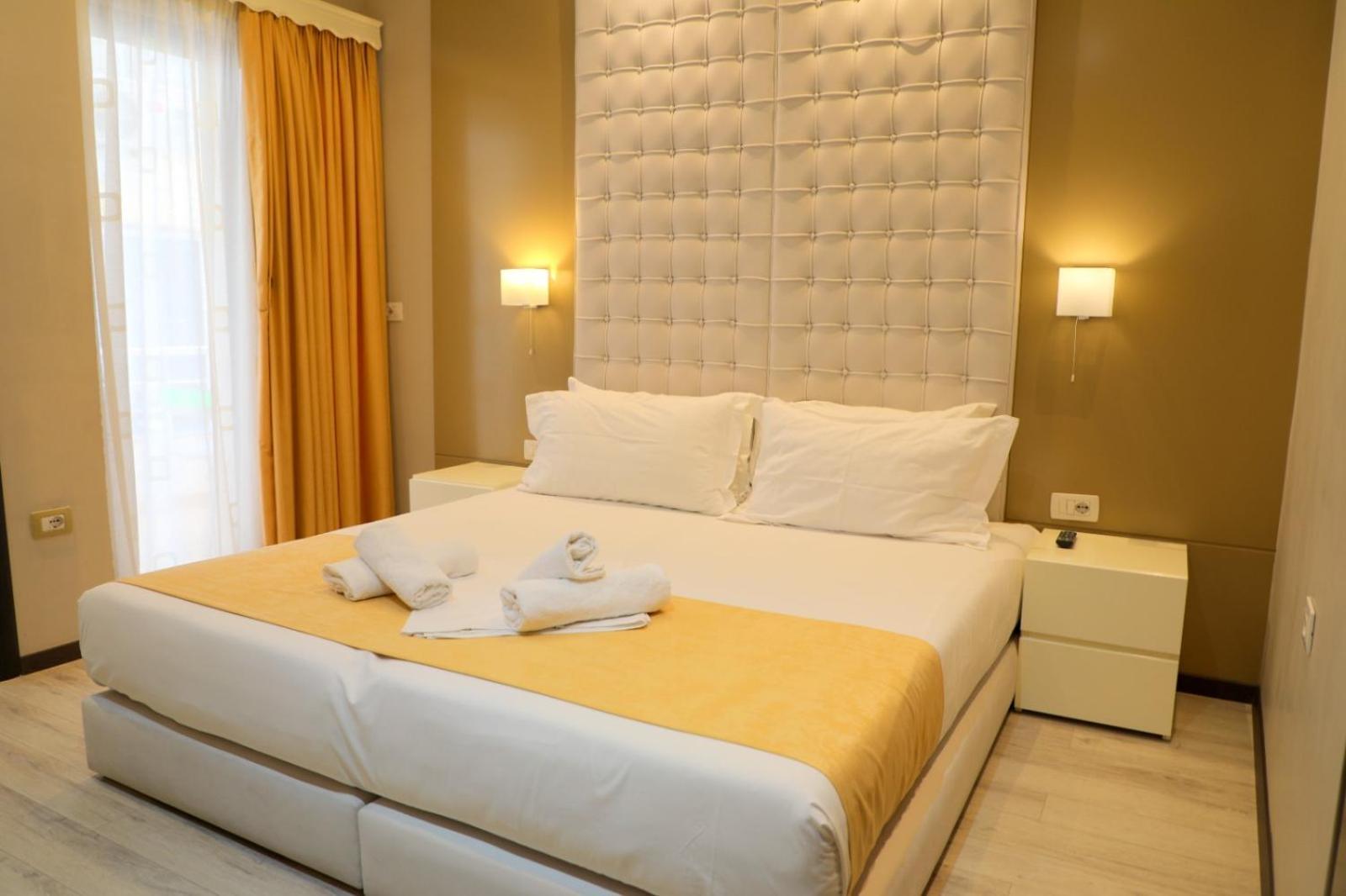 Hotel Strora Саранда Екстер'єр фото
