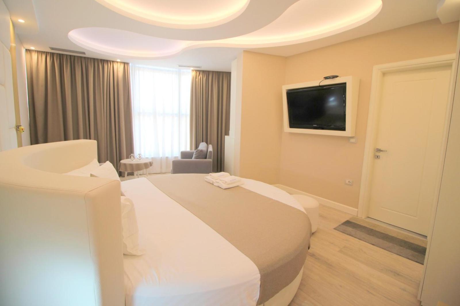 Hotel Strora Саранда Екстер'єр фото